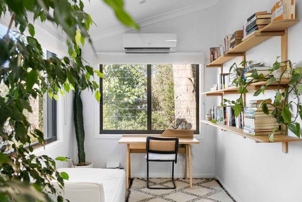 Aufräumen und Ausmisten, Pflanzen im Arbeitszimmer